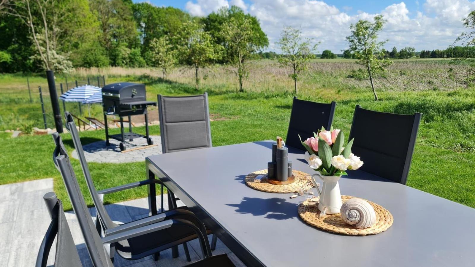 Haus Springborn Ferienoase Zwischen Strand, Feld Und Wald Biendorf Exteriör bild